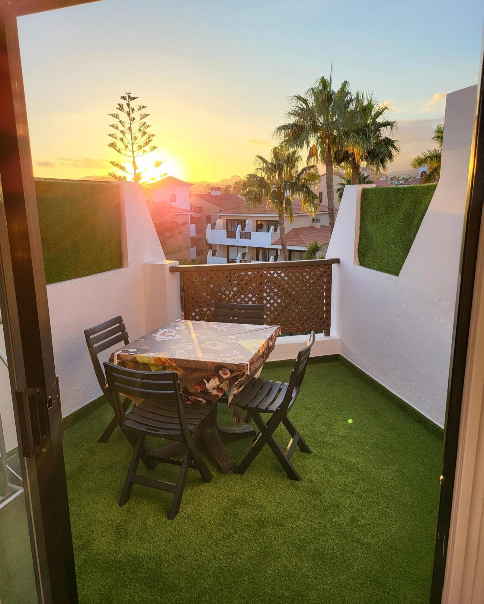 Moderno Y Luminoso Atico Con Vistas Y Piscina Apartment San Miguel de Abona Ngoại thất bức ảnh
