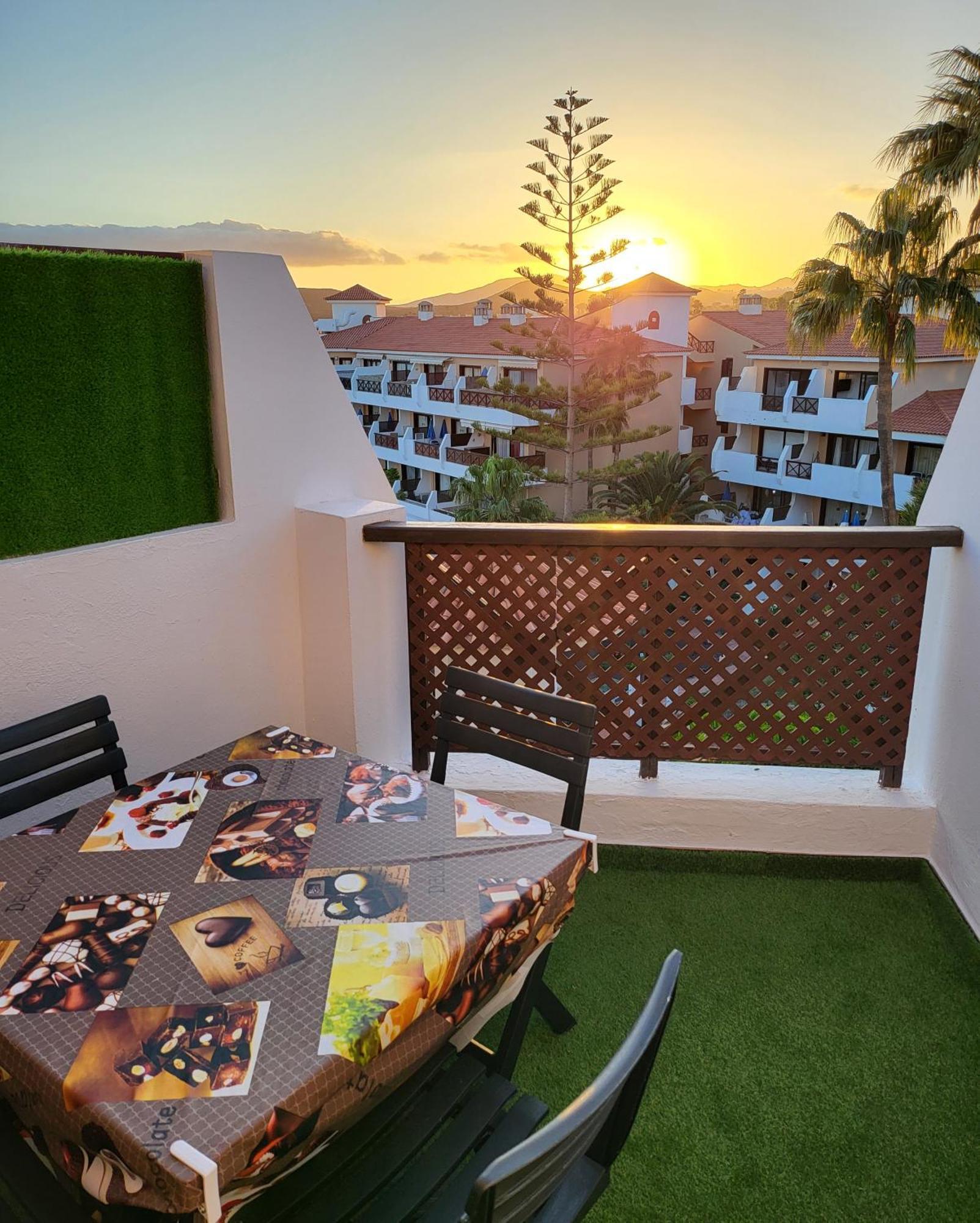 Moderno Y Luminoso Atico Con Vistas Y Piscina Apartment San Miguel de Abona Ngoại thất bức ảnh