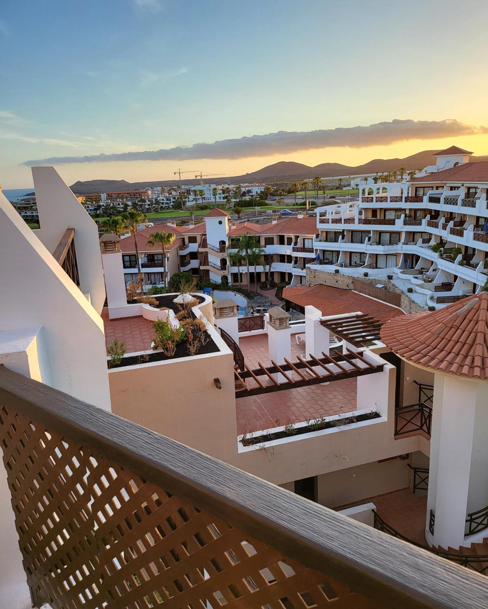 Moderno Y Luminoso Atico Con Vistas Y Piscina Apartment San Miguel de Abona Ngoại thất bức ảnh