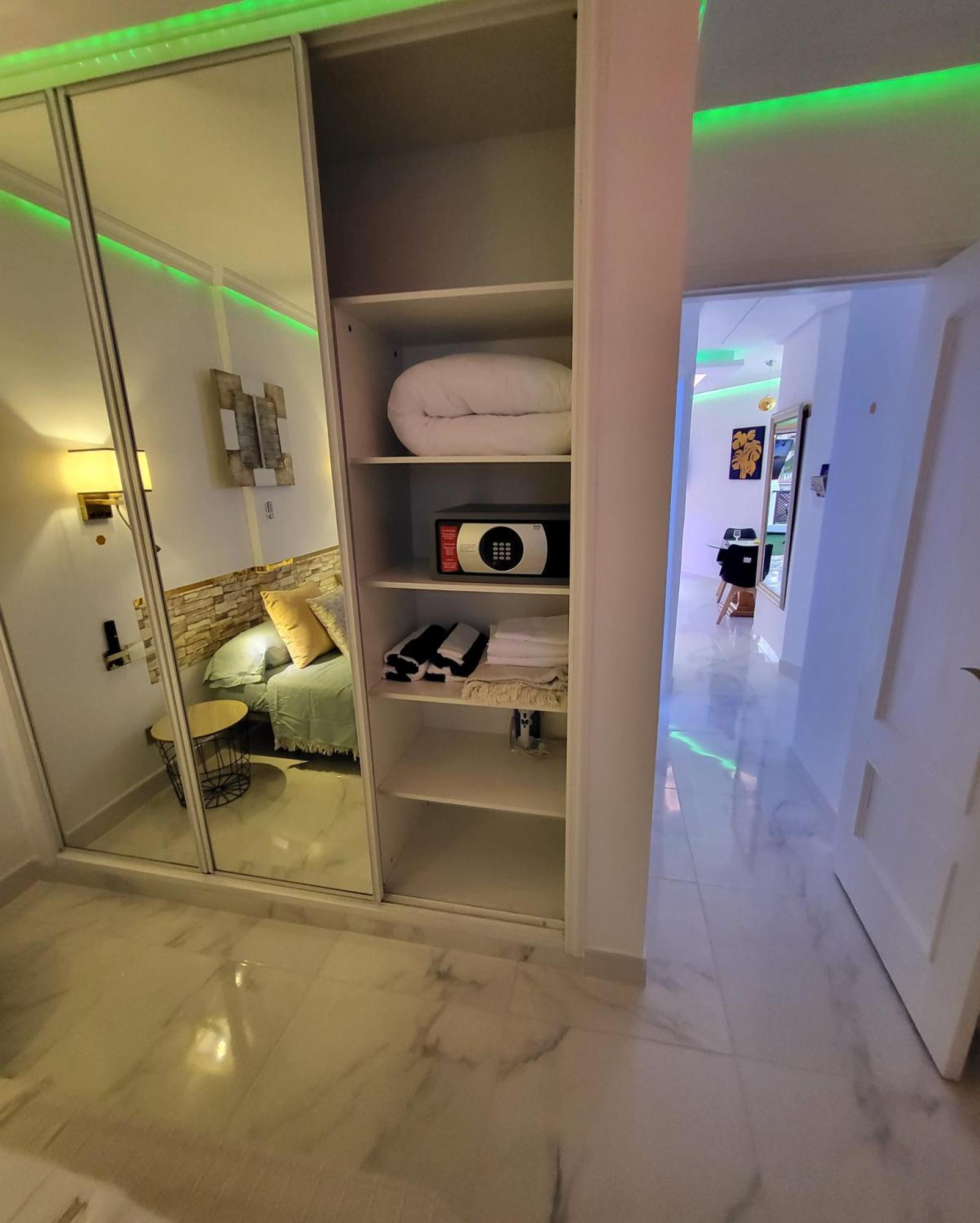 Moderno Y Luminoso Atico Con Vistas Y Piscina Apartment San Miguel de Abona Ngoại thất bức ảnh