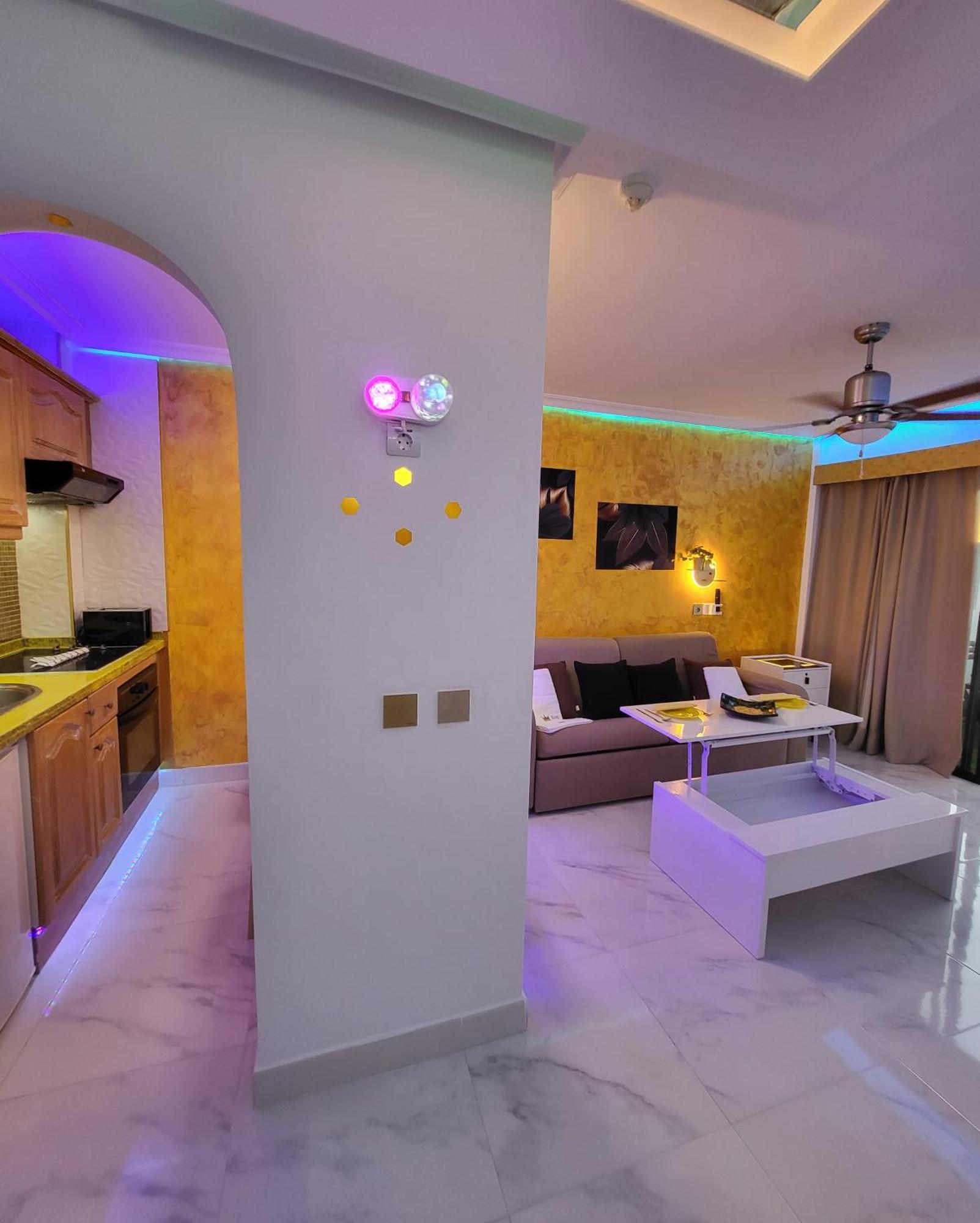 Moderno Y Luminoso Atico Con Vistas Y Piscina Apartment San Miguel de Abona Ngoại thất bức ảnh